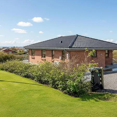 Beautiful In With House Sea View Casa de Férias