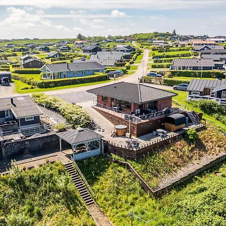 Beautiful In With House Sea View